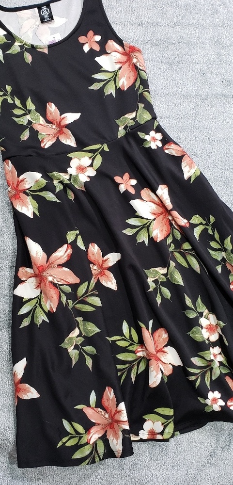 Fit & Flare Midi Dress size Med by A&D